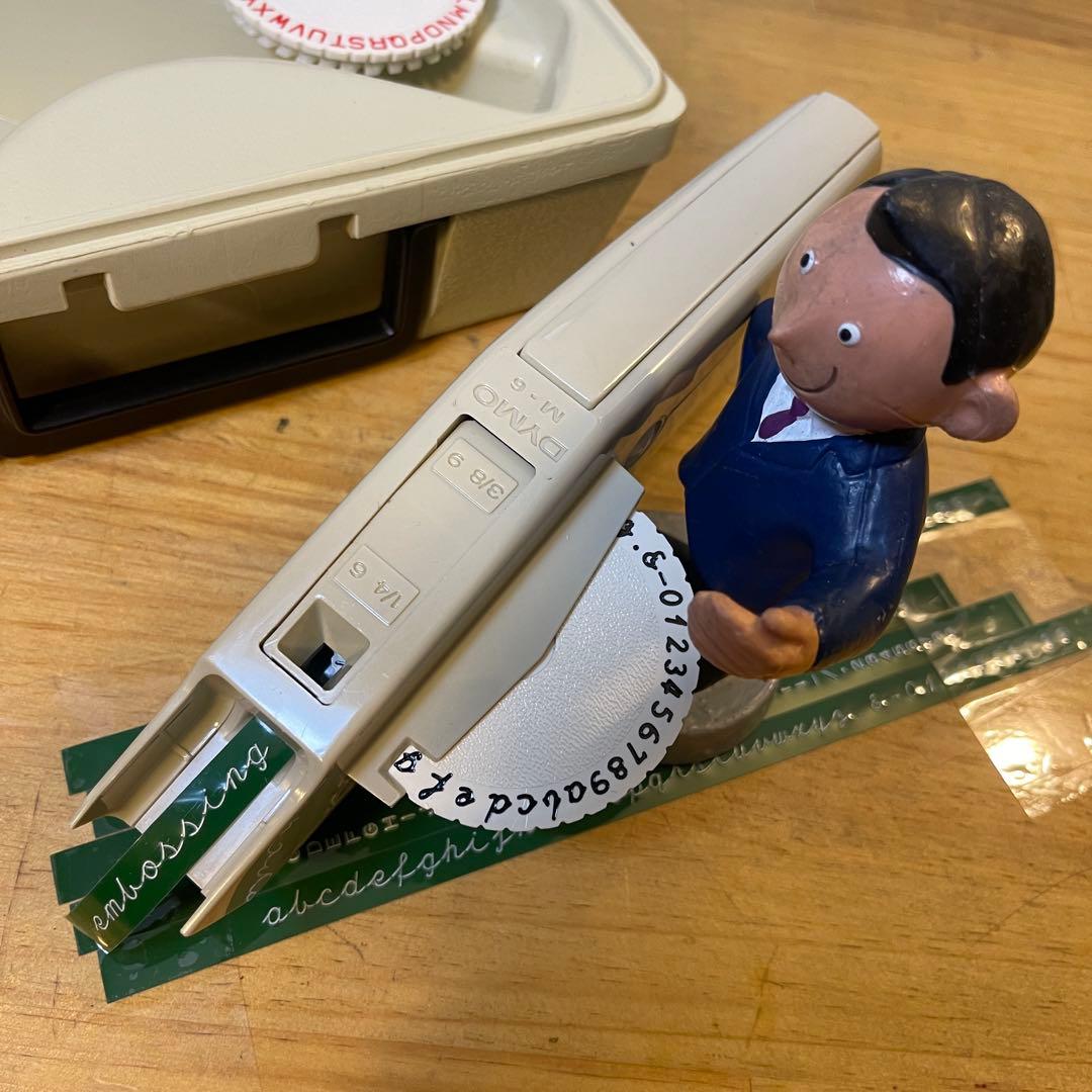 ■製品保証■ 【繋がる筆記体・文字盤4個】ダイモ M-6 DYMO 175-17