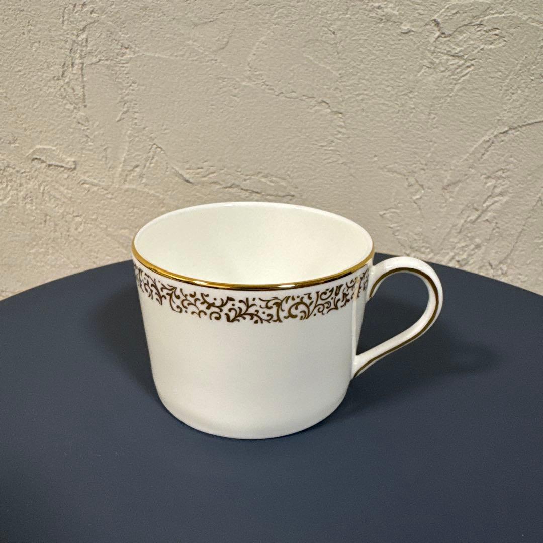 ウェッジウッド　ヴェラ・ウォン　ペアカップ＆ソーサー　プレート