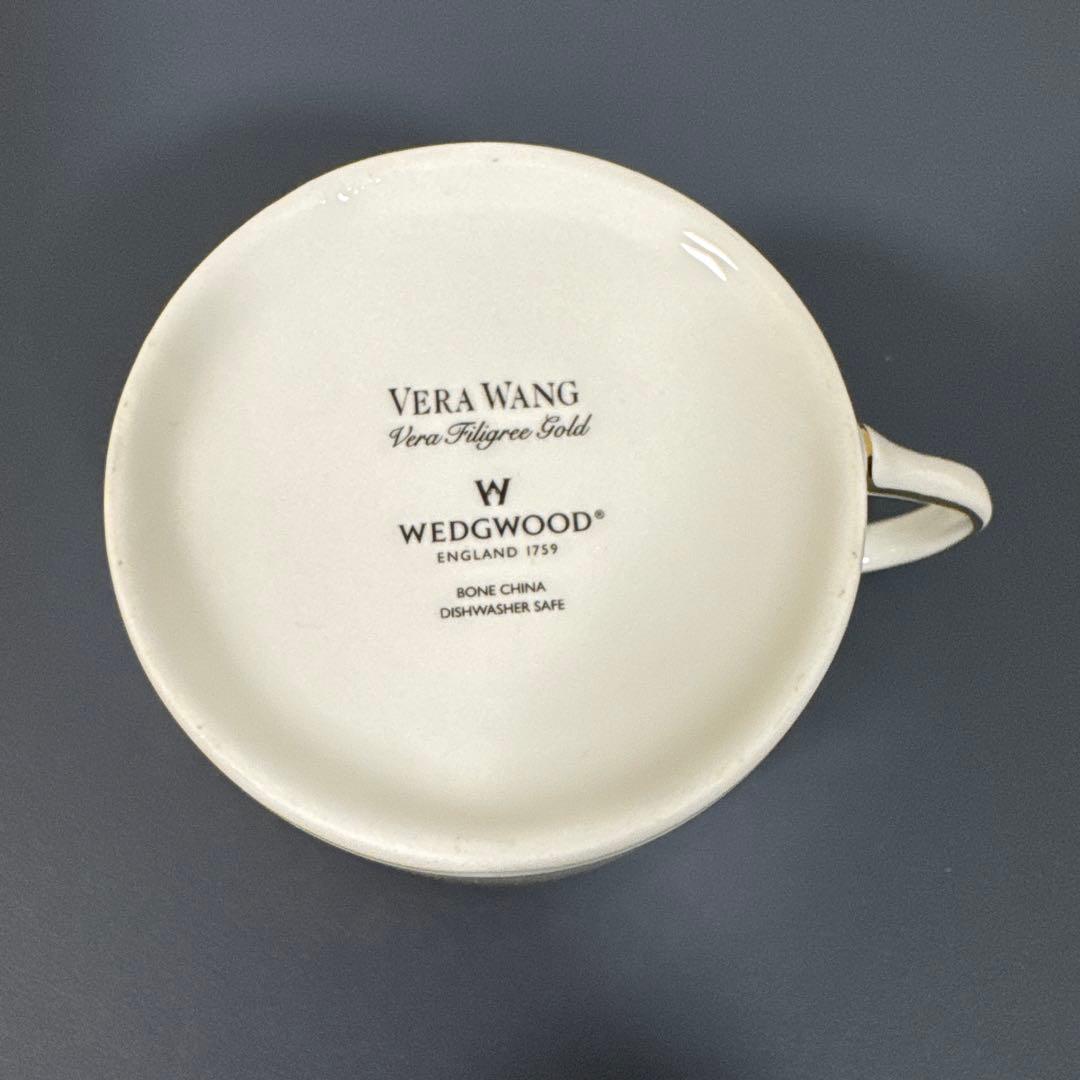 ウェッジウッド　ヴェラ・ウォン　ペアカップ＆ソーサー　プレート