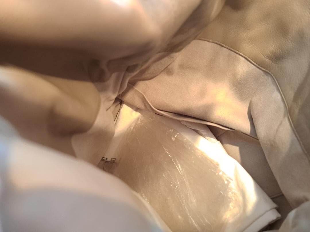 タグ付きミラノコレクション本革ボディバッグショルダANTEPRIMAアンテプリマ