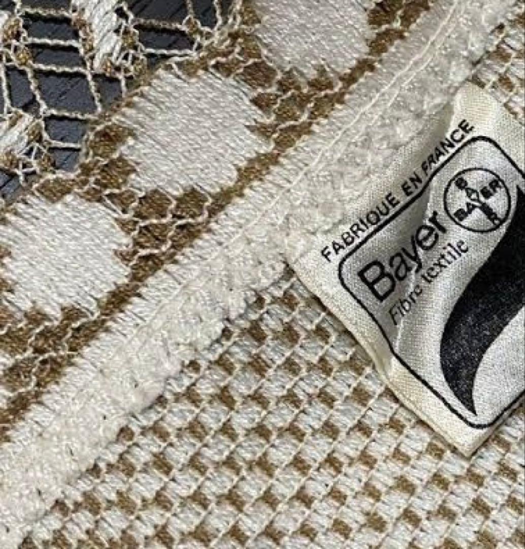 フランス製ビンテージ花柄大テーブルクロスとナプキン6セット　ベージュ白系　未使用